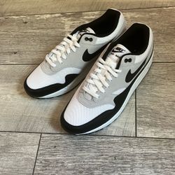 Nike Air Max 1s White/black