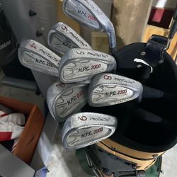 Golf Clubs 