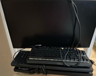 HP Monitor + 3 Keyboards (SteelSeries, CyberPowerPC) + Old Speakers Bundle (Untested)