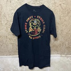 NWOT! Mens Cobra Kai T-shirt (med)