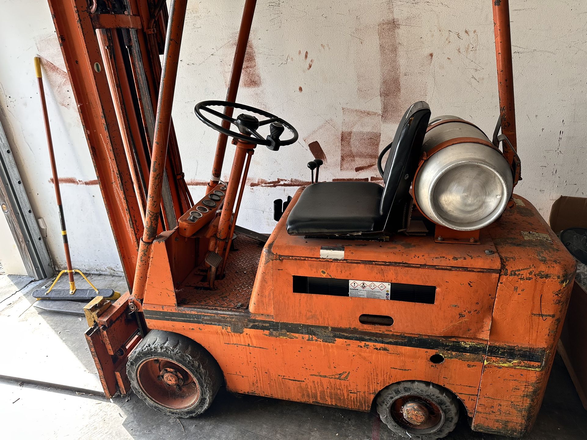 Forklift