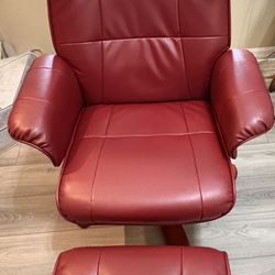 Swivel-Reclining Chair With Ottoman