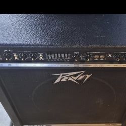 Amplificador Peavey Para Bajó Buenas Condiciones 