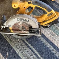 Dewalt Circular Saw