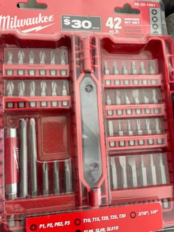 Driver bit set