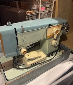 Vintage Teal Sewing Machine with Case