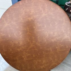 Card Table “ROUND “ Deluxe 
