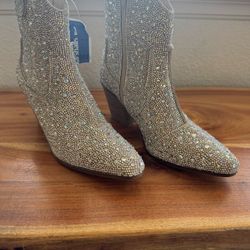 New Sincerely Jules Boots Size 7.5