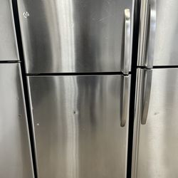 Refrigerator GE 30”