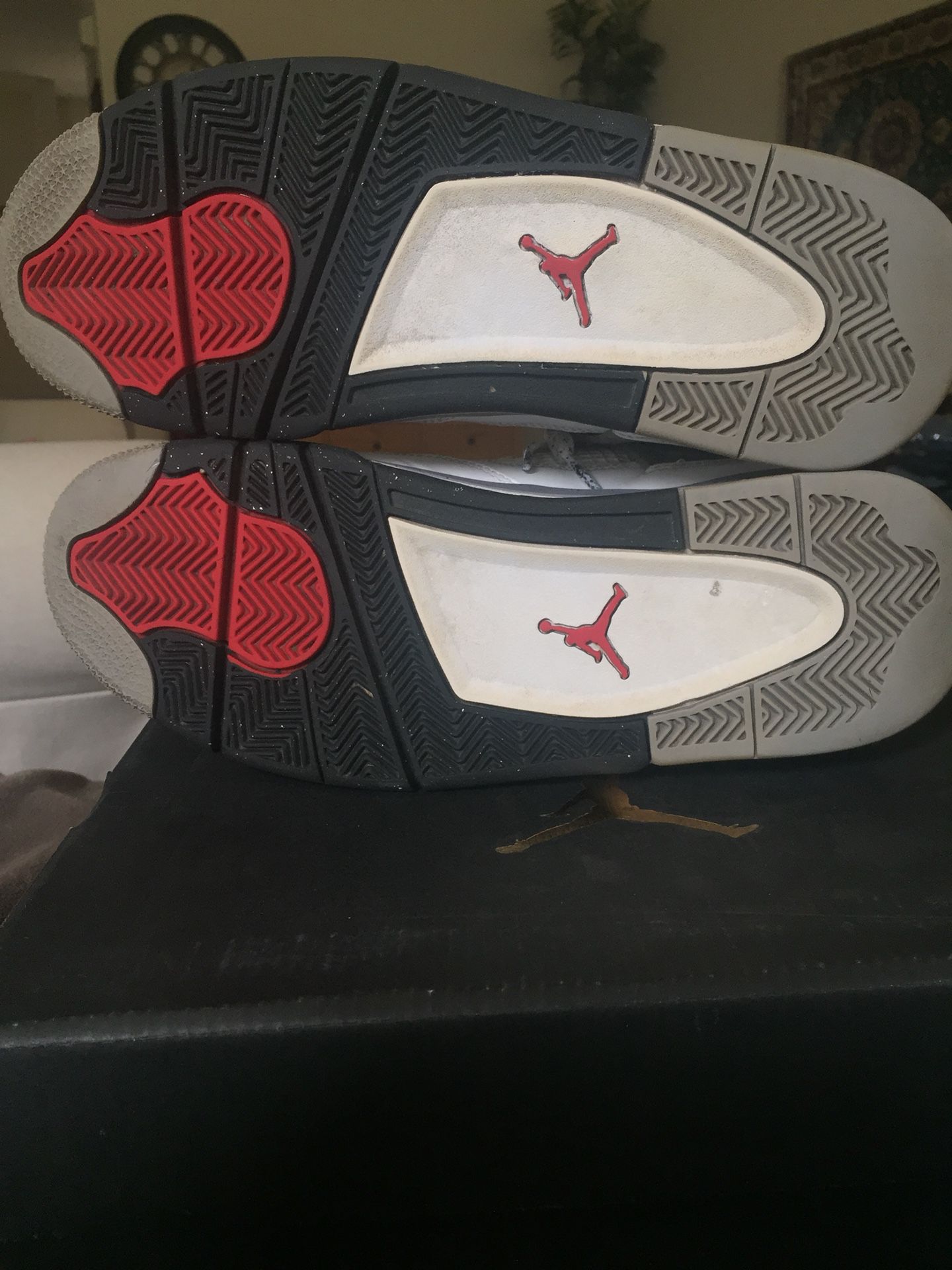 Air Jordan 4 “White cement” 2012 Size 10