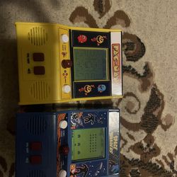 Pac-Man Handheld Mini Arcade & Space Invaders Handheld Classic Mini Arcade