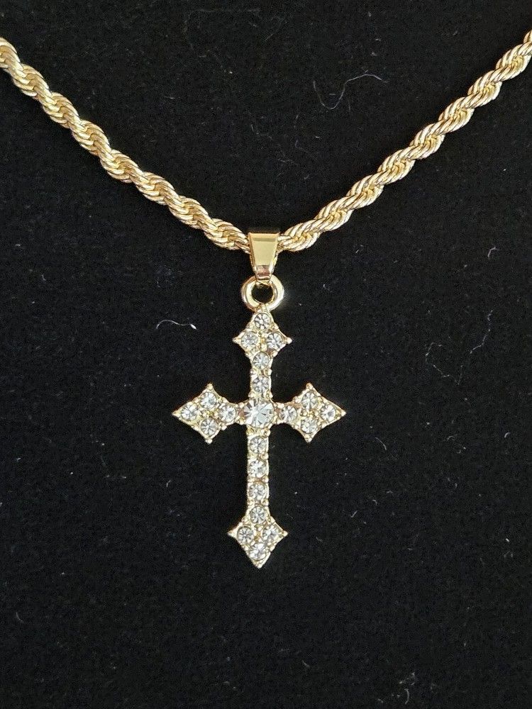 24" Gold Rope Chain with Moissanite Pendant