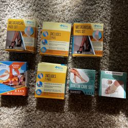 Metatarsal Pads (2 pcs) - Ball of Foot Cushions | Forefoot Pads of Soft Fabric - Foot Sleeve Mortons Neuroma - Metatarsalgia, Morton’s Neuroma, Callus