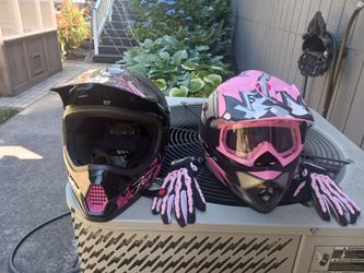 Child's motorcycle helmets