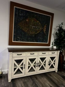 72” Entertainment Center With Drawers And Cabinet Space