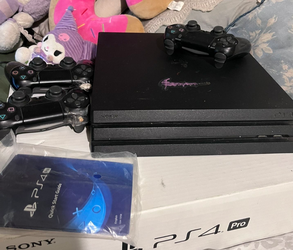 PS4 with 3 controllers