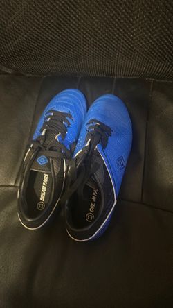 Dream Pairs Blue and Black Soccer Cleats