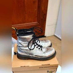 Dr. Martens Silver Metallic Combat Boots Chunky Sole Men 4 Women 5