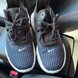 Nike LeBron Size 6.5