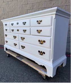 Elegant decorative design