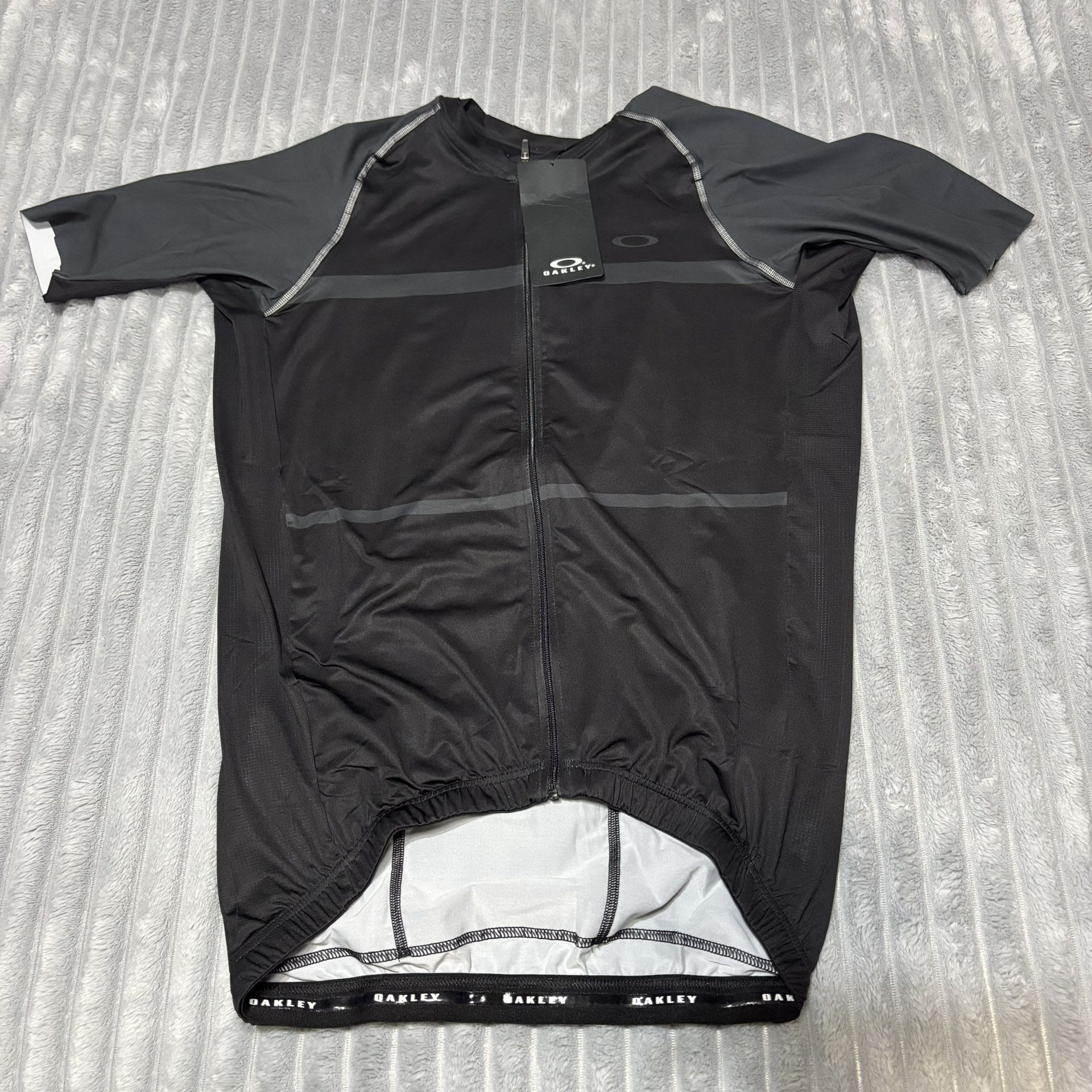 Oakley Race fit Short Sleeve Zip Up Black Mens Cycling T-Shirt sz XL NWT