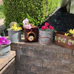 4 Planters - $6.00 EACH or buy all 4 For $20.00 (COPPER POT SOLD)