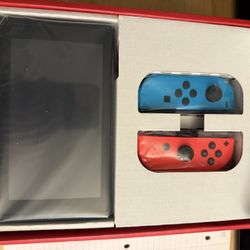 Brand New Nintendo Switch With New hori split Pad Controller
