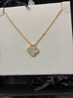 Clover Necklace