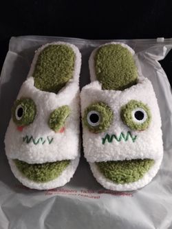 Slippers New