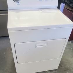 Dryer For SALE ( Can Deliver) 