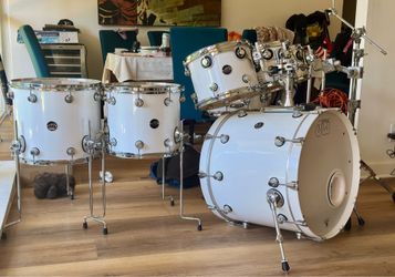 DW drums