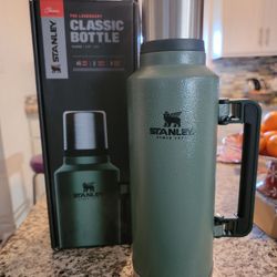 Stanley Classic OG Legendary Thermos Hammertone Green Brand New 