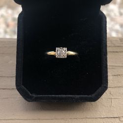 Nice Vintage 14k Solid Yellow Gold Diamond Engagement Ring Size 6-Maker Stamped 