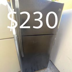 Top Freezer Refrigerator Good Condition 3 Months Warranty Delivery Aviable 