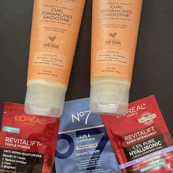 Shea Moisture Curl Enhance Smoothie Hair Conditioner Coconut hibiscus & Neem Oil