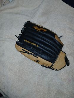 Rawlings Softball Glove