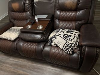 Reclining couch