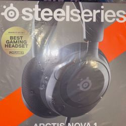 SteelSeries ArctisNova1 gaming headphones With Mic Brand NEW ( Black)