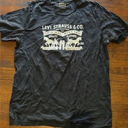 Men Clothes Size Xl Levi’s T Shirt 