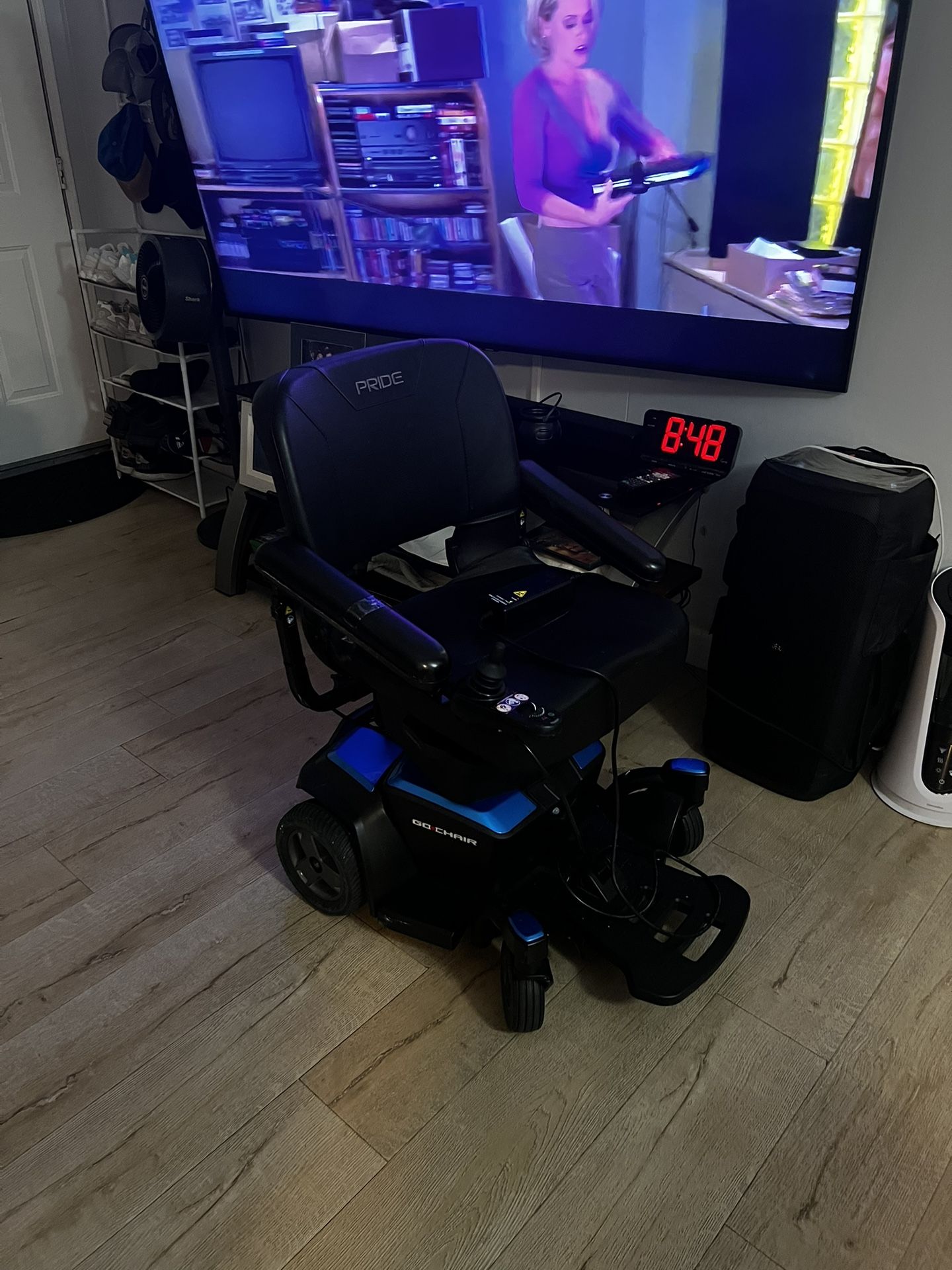 Pride Go Chair – Compact Electric Ride-On Chair (Sapphire Blue)