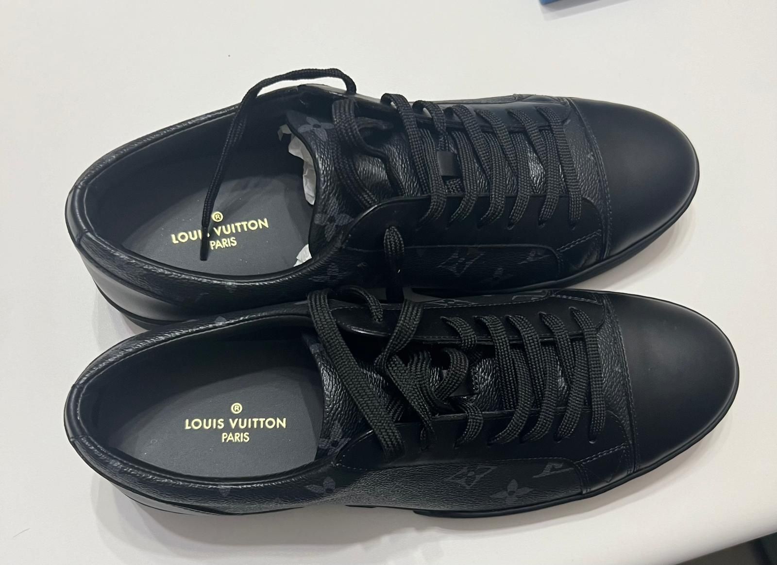 Louie Vuitton Black Monogram Canvas