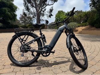 Ride1Up 700 Series Step-Through E-bike