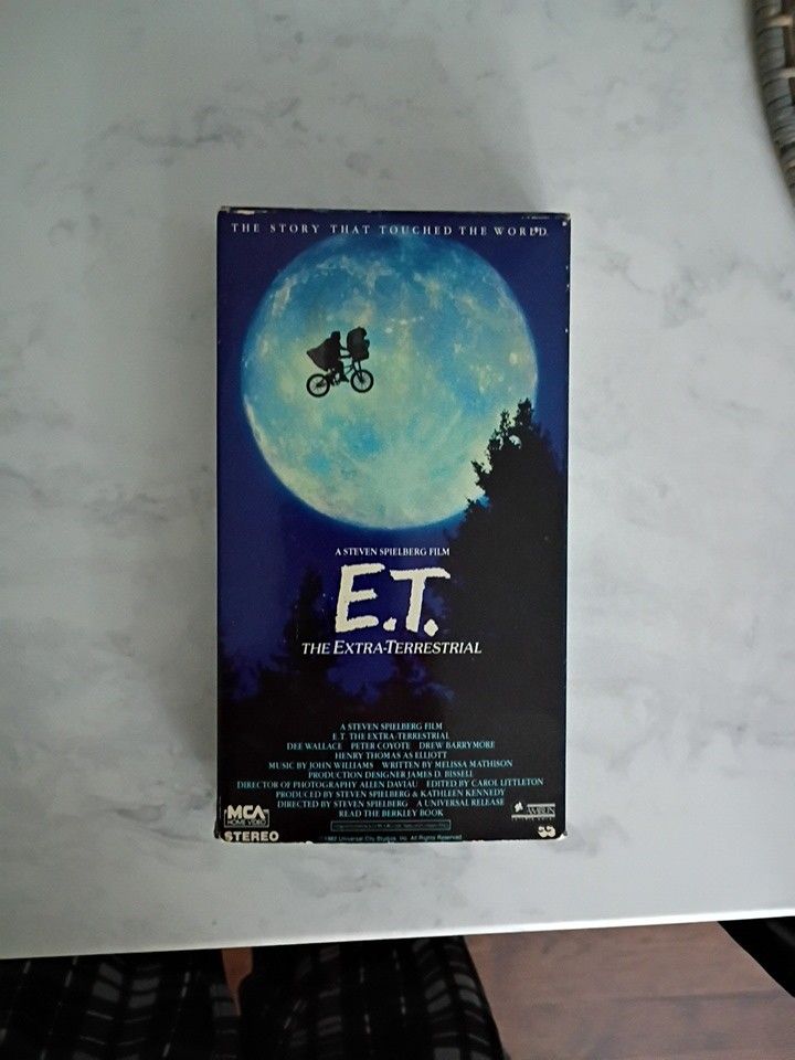 Vintage ET Come Home VHS and Glass
