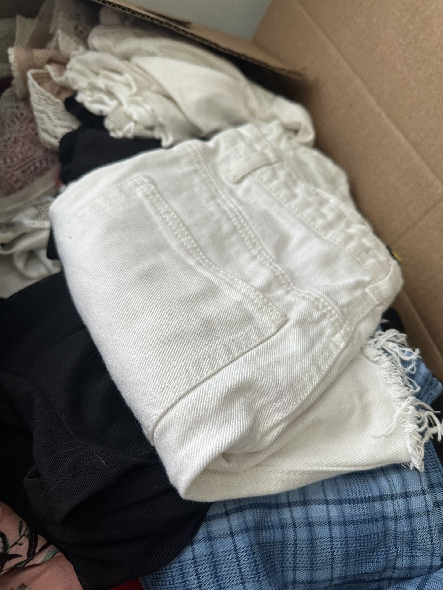 Boxes Full Of Used Women’s/juniors Clothes