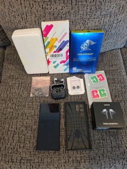 Carrier unlocked s22 ultra 256gb with air buds pro3 and accessories with original boxes and cables