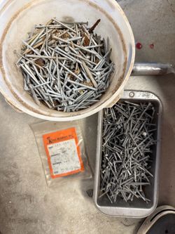 Mixed Lot of Assorted Nails