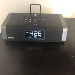 iHome Clock Radio for iPhone/iPad lightning plug