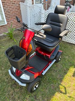 Golden patriot Scooter