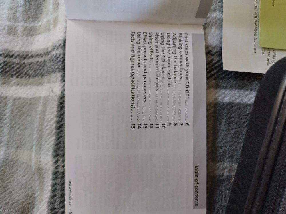 Tascam CD GTI MKII CD Guitar Trainer WITH AC Adapter & Speaker Case Electronics & Media