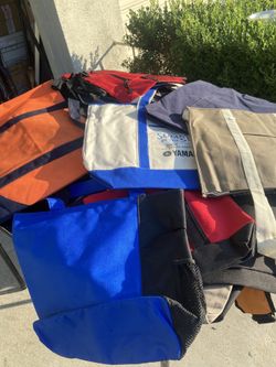 Tote Bags. Some Jumbo, Some Have Zippers Or Velcro Close. Grocery Totes, Beach Bags